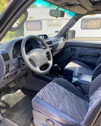 Toyota Land Cruiser cena 32900 przebieg: 292000, rok produkcji 1998 z Gdańsk małe 277